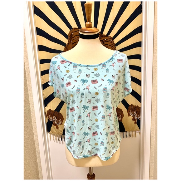 🌈 Amazing fun retro top - Picture 2 of 8